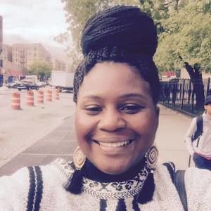 Meet your Posher, Nina